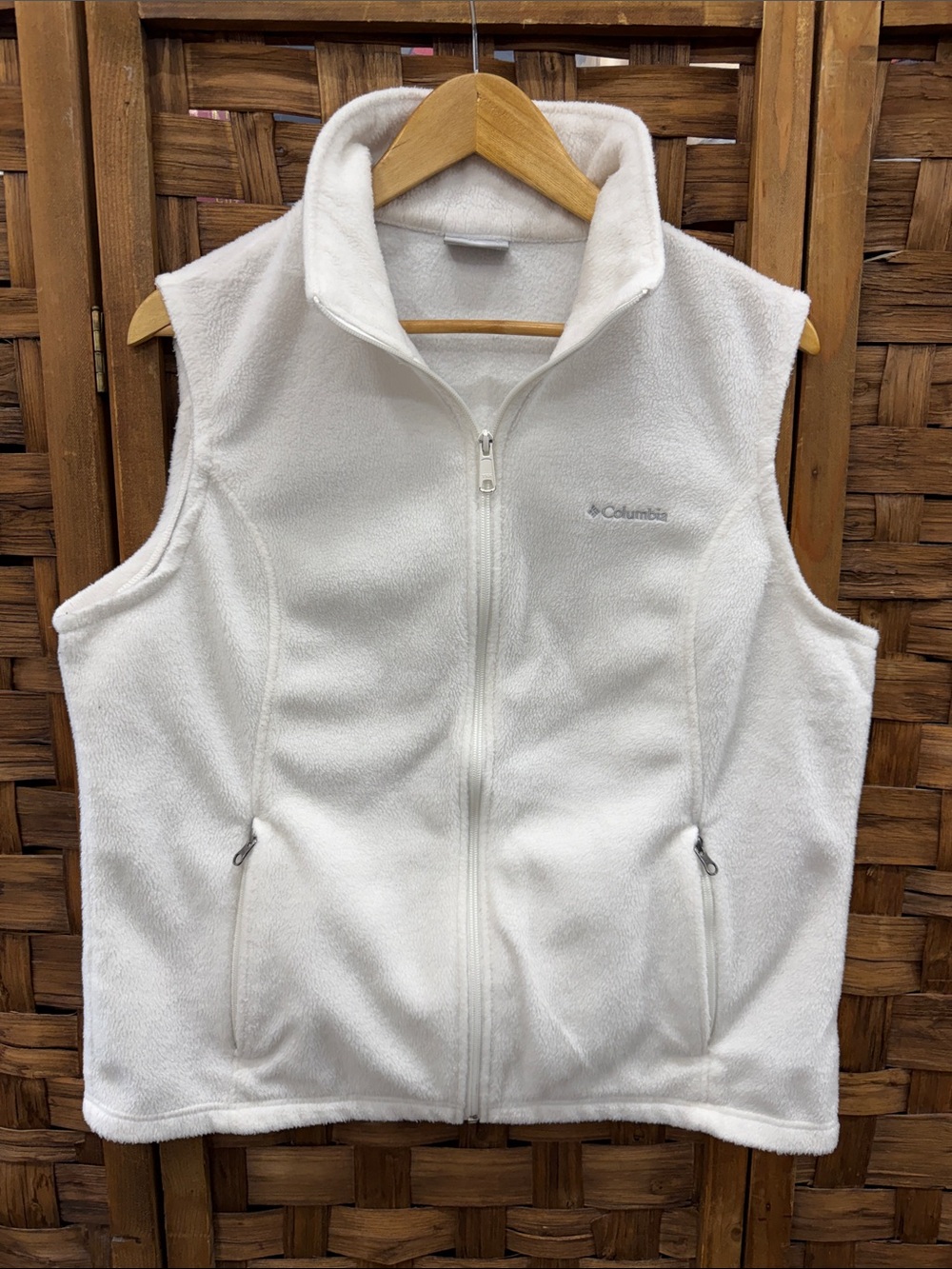 Columbia Cream Fleece Vest with Zip Pockets